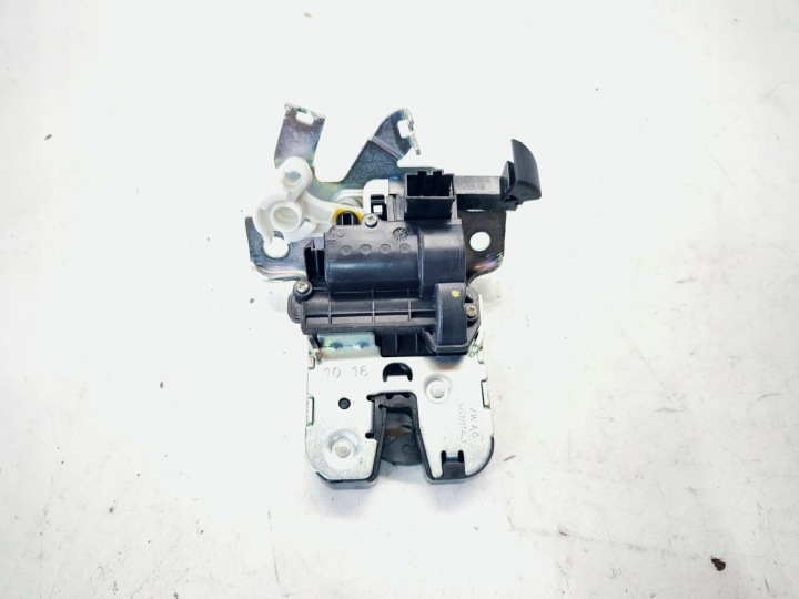 de la Serrure du capot Arrière AUDI A4 B9 A5 8W 3G0827503A