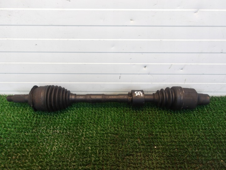 SUZUKI SX4 SEDICI 06-13 1.9 DDIS poloos predná pravá predok MANUAL AWD