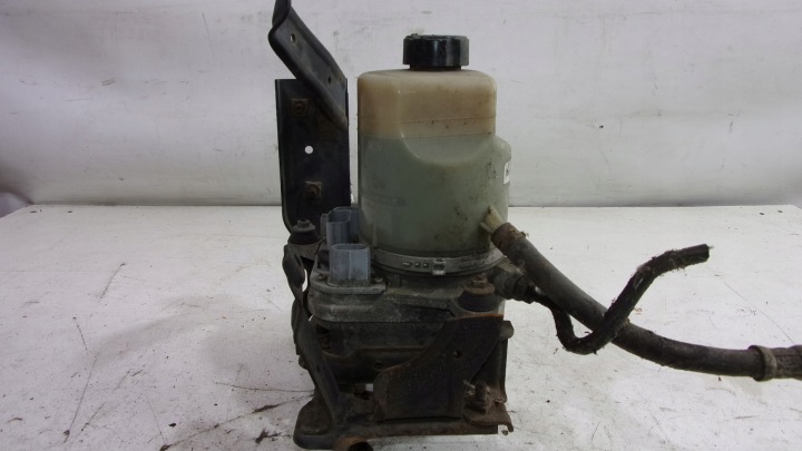 Servopumpe FORD FOCUS MK2 (1)