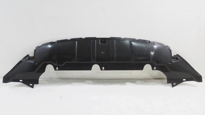 Ford Kuga MK1 coperchio , copertura copertura grembialina sotto paraurti anteriore 8V41-A8B384-AC