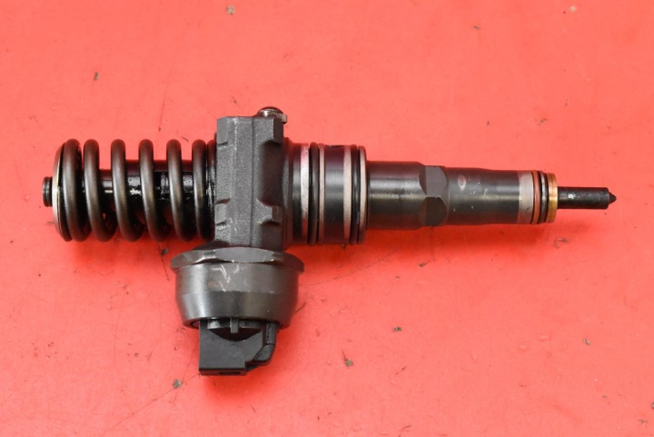 Einspritzdüse Einspritzdüse 038130073BA 0414720216 AUDI A4 B6 1.9 TDI 130 KM 00-05