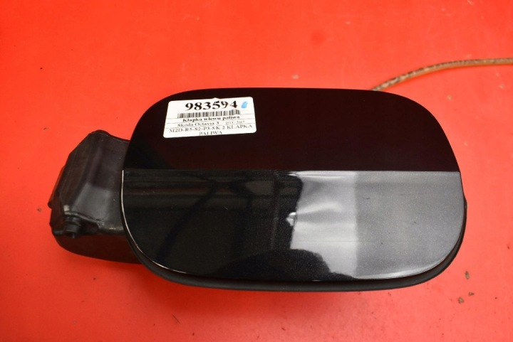 Tankklappe des Kraftstoffsbehälters LF9R/1Z1Z 5E0809702B SKODA OCTAVIA 3 III 13-17