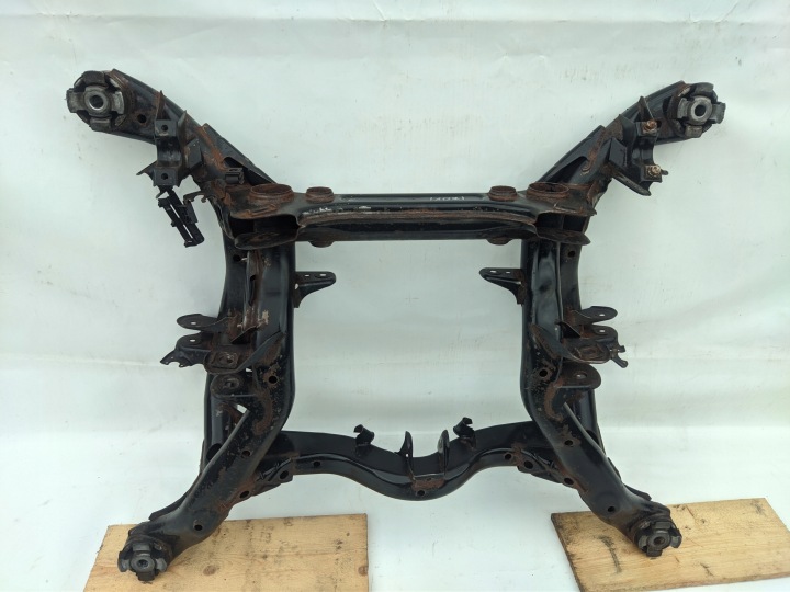 Achsträger heck PORSCHE CAYENNE und 7L 7L0599303B