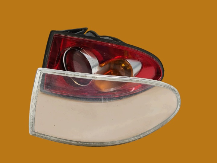 feu arrière droit berline platine porte ampoule feux 6L5945096A Seat Cordoba II (2002-2009)