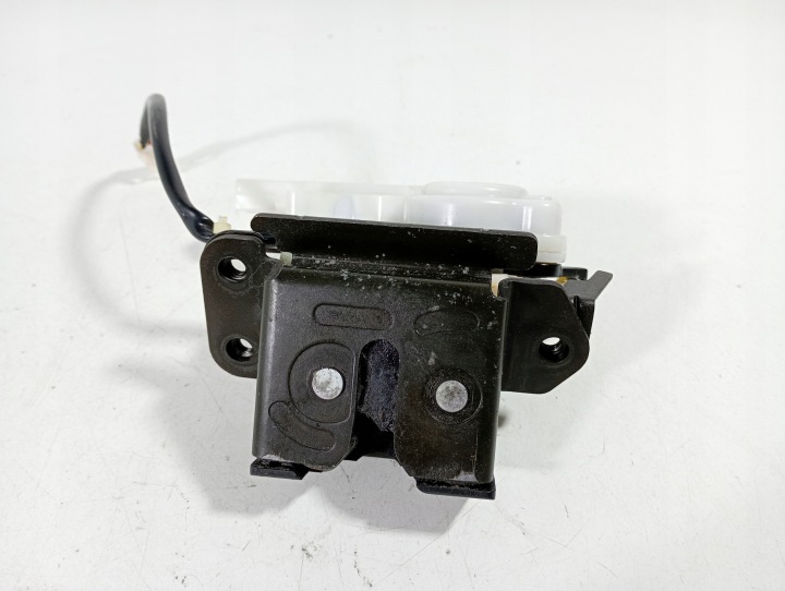 Mazda 5 V 05-10 de la Serrure du capot Porte coffre hayon Arrière Arrière