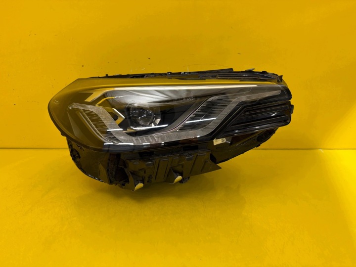 light right BMW 2 G42 M2 Coupe Full Led 9501488-04