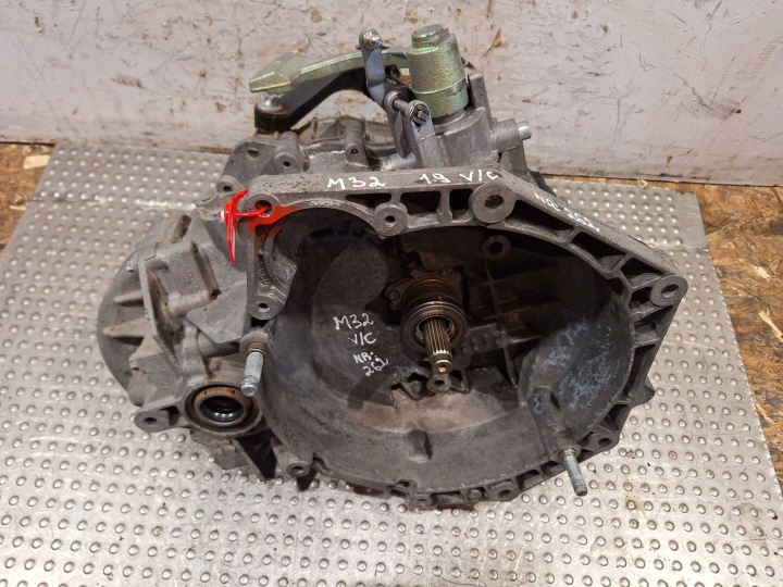 Boîte de vitesses M32 OPEL VECTRA C FIAT CROMA 1.9 CDTI MJET 150KM 05