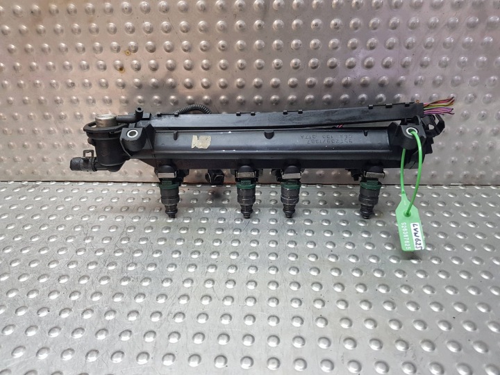 Kraftstoffverteiler Einspritzleiste Einspritzdüse KPL 037906031AA GOLF IV A3 8L TOLEDO II 1.6 8V