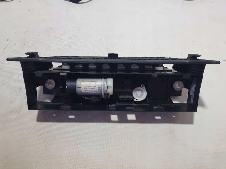 MERCEDES W207 CABRIO WINDSHOT WINDSCHOTT WIATROLAP mini motor