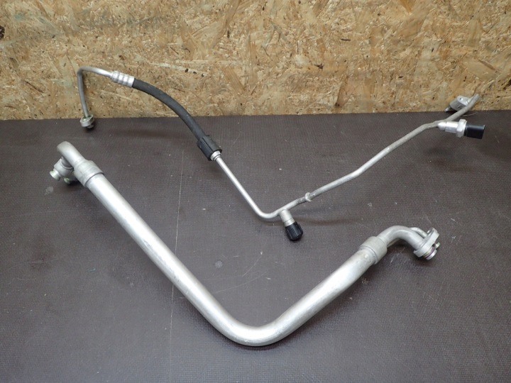 tubazione climatizzatore aria condizionata VW SEAT SKODA AUDI 5Q1816738B