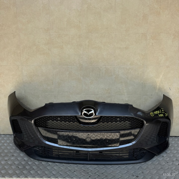nárazník predný kompletný MAZDA 2 IV 2024 ROK 4 PDC