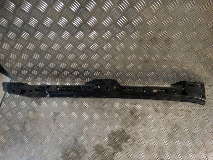 support mouldings PROGOWEJ left MERCEDES SLS W197 1