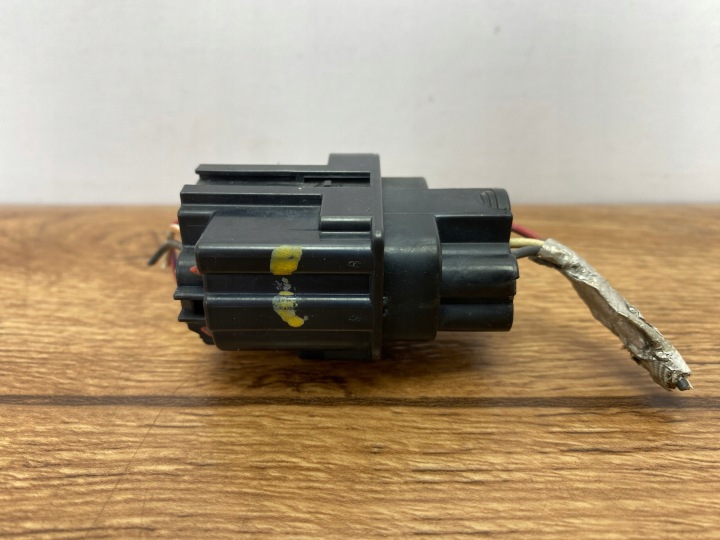 Connector Contact zlaczka kostka kabelbaum kabelsatz der Stoßstange Dodge Challenger 2015+ USA