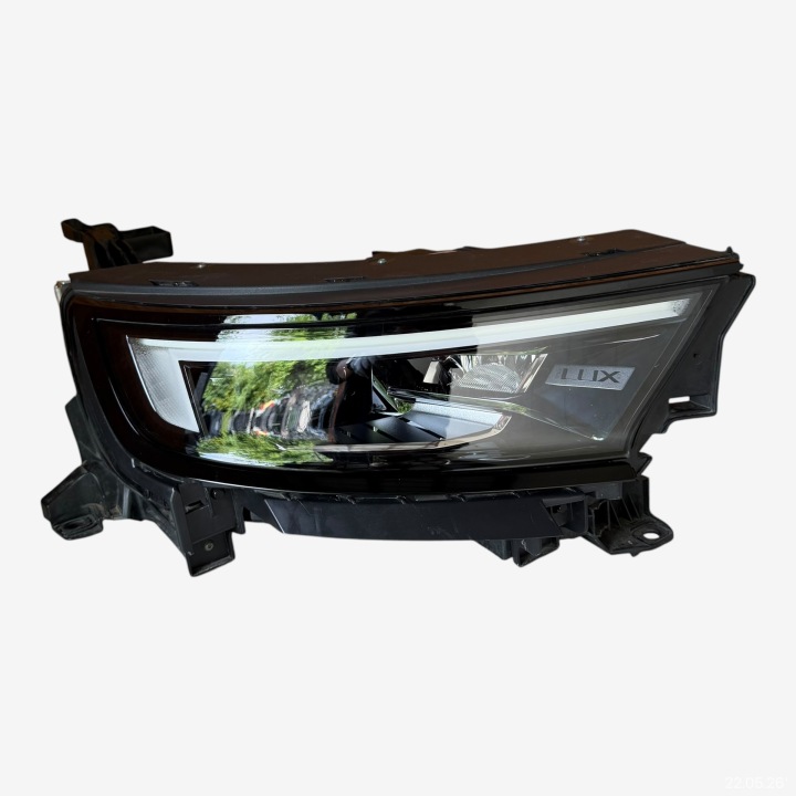 Licht vorne rechts OPEL CORSA F LIFT 2024 ROK FULL LED 9866314980