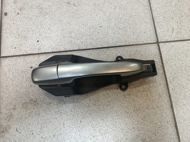 Poignée Externe Portière Arrière Gauche Bouche buse Mazda CX-9 facelift 2010 EG2172412