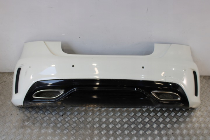 Stoßstange heck hinten komplet 6 X PDC MERCEDES A-KLASA W176 LIFT AMG