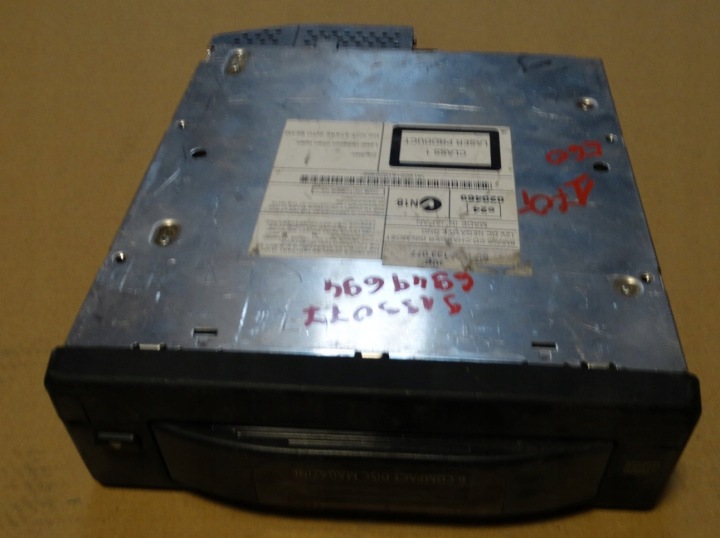 IDEALNA changer PLYT CD BMW E60 E61 E63 E64 1