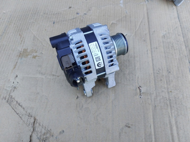 PEUGEOT CITROEN OPEL 1.2 THP ALTERNATOR 9835688980 új 23r