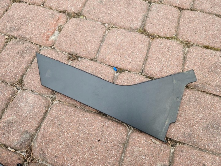 moulding slupka cover cover door rear part right Renault Captur II 2 822348088R