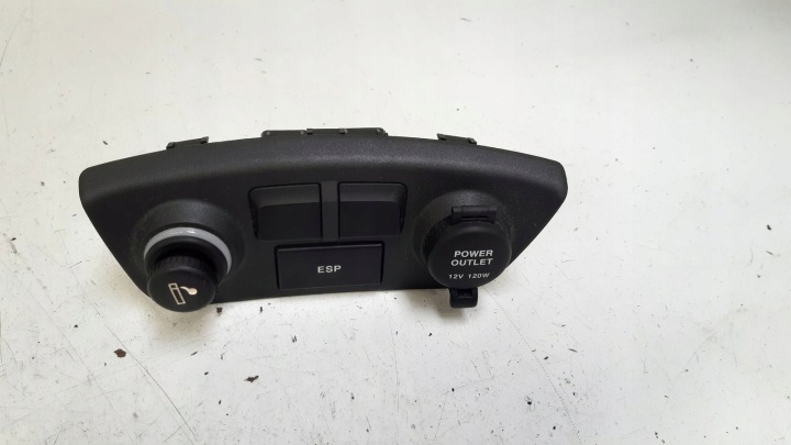 Adaptateur zapalniczki Bouton ESP Kia Rio II 1,4