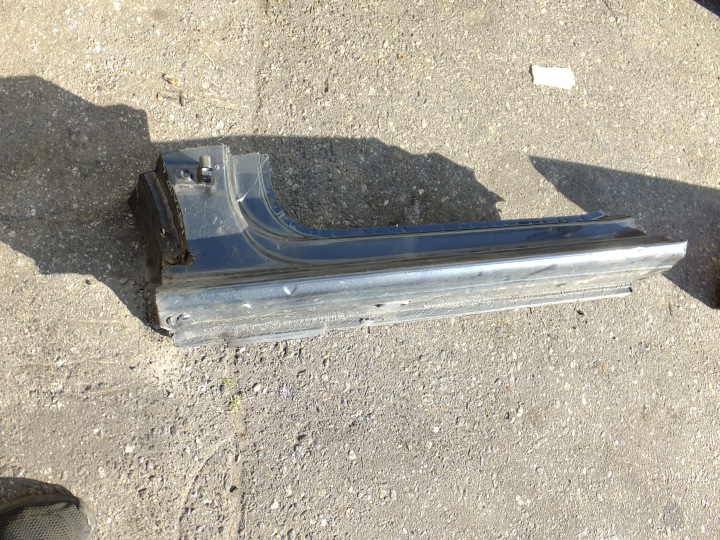 seuil gauche seat ibiza IV 5D 2010r