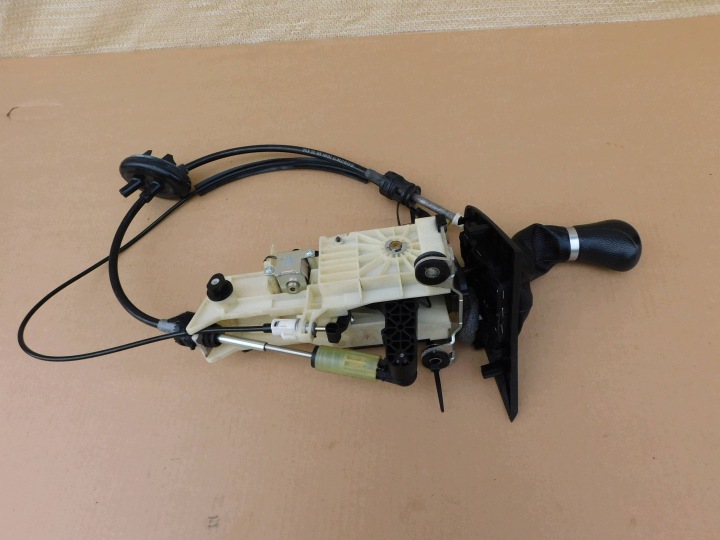 gear lever trim of the gear Automat 7G-Tronic Mercedes Sprinter 906 A9062670117
