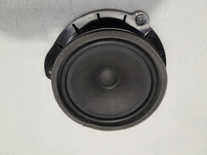 AUDI Q5 80A speaker NISKOTONOWY rear part 80A035411