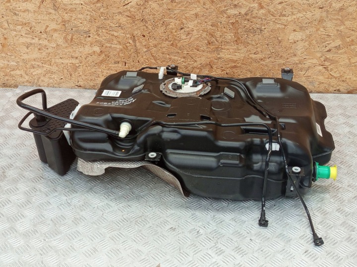 MERCEDES OE A2464702901 GLA W156 X156 B W246 FUEL FUEL BENZYNA 14