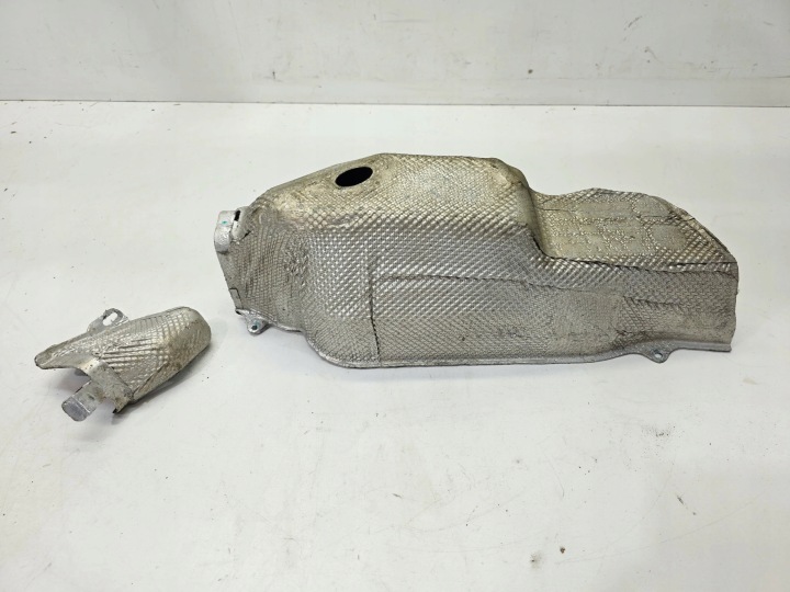 Blende Abdeckung TERMICZNA KOMPRESORA Unterfahrschutz heck AUDI Q5 FY 80A616105C