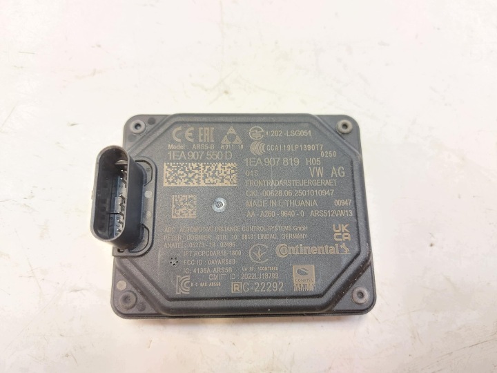 Skoda Elroq 5LJ iV85 , SUV 5D Radar asystent veznog lima prednji dio 1EA907550D