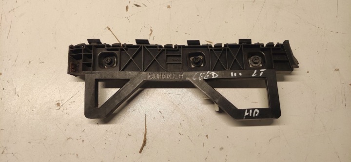 KIA CEED III HB stoßstangenführung links heck hinten Halter links hinten 17-24