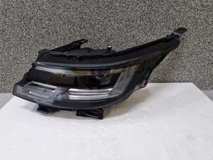 Feux phare Gauche Range Rover Vogue l460 FULL LED