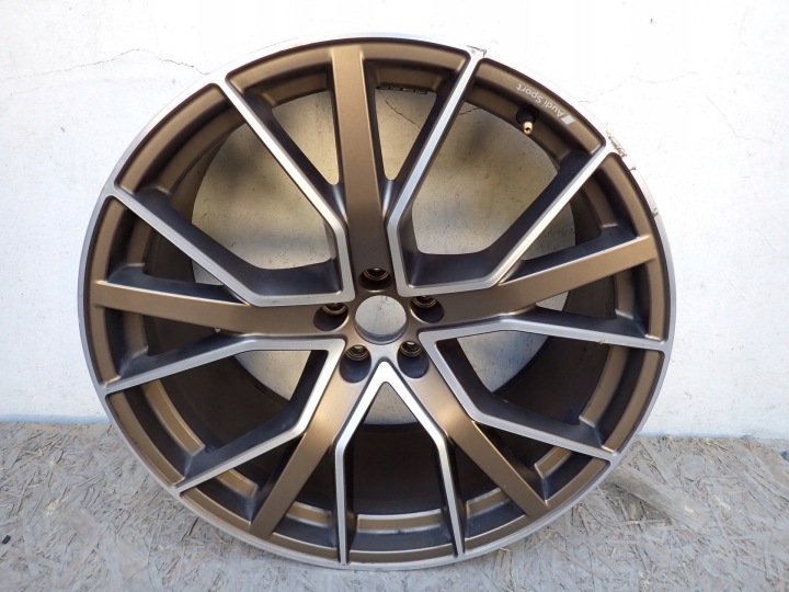 disk hliníkový AUDI Q7 SQ7 Q8 RSQ8 4M 4M8 22 4M8601025AQ