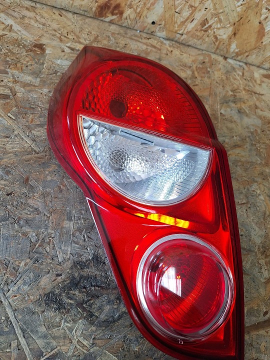 FEUX PHARE ARRIÈRE GAUCHE CHEVROLET SPARK M300 LIFT 13-15 EU