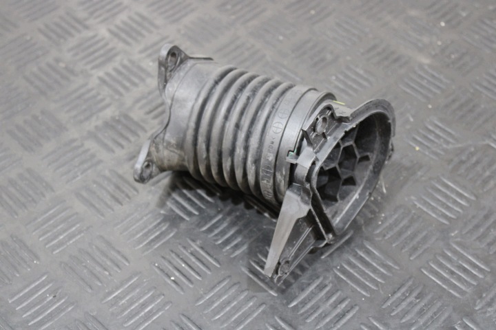 Support plaque Poignée Tuyau de l’air HONDA HRV H-RV III 3 2021