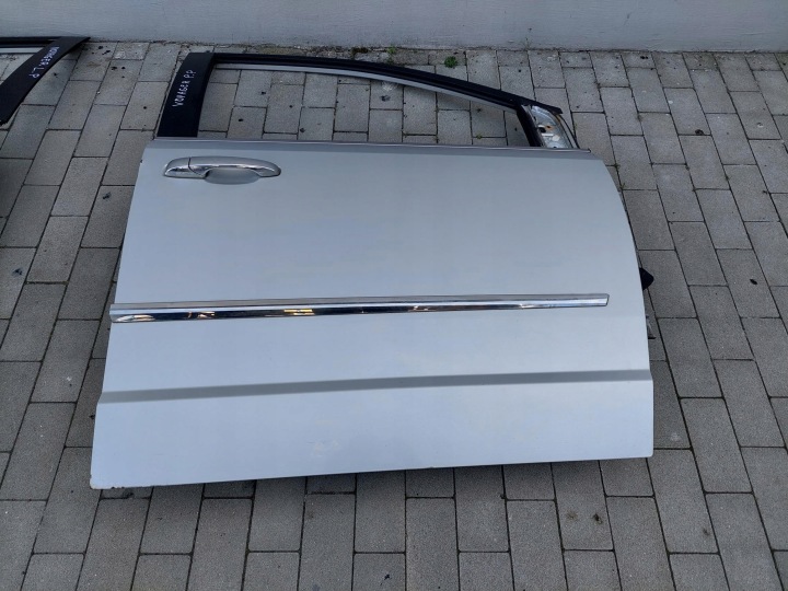 Portière Avant Droite Avant Droit CHRYSLER GRAND VOYAGER V 08