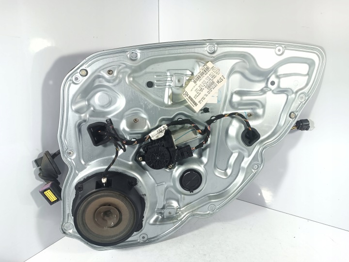 Fiat Croma 05-10 mechanismus spouštění stahování okna pravý zadní