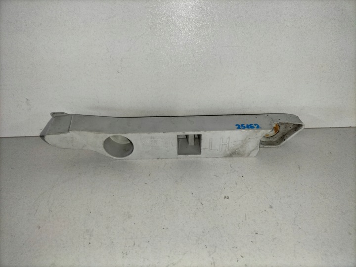 držiak nárazníka predok ľavý FORD FOCUS MK2 LIFT 08