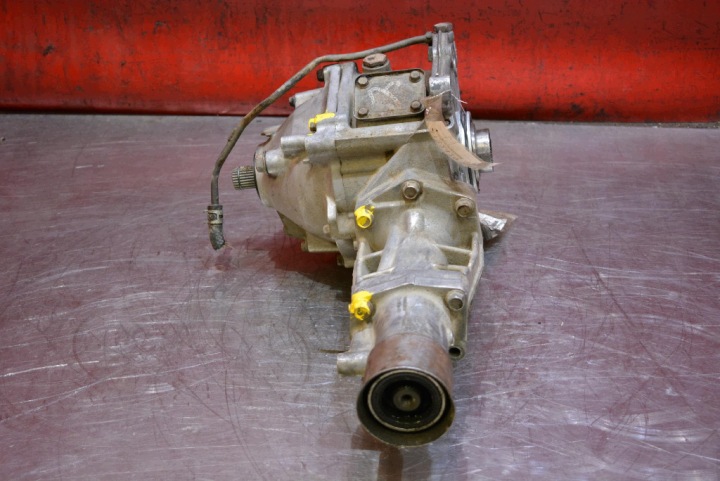 REDUKTOR Boîte de vitesse Engrenage MANUAL MITSUBISHI OUTLANDER 1 et 2.0 16V 136 KM 4X4