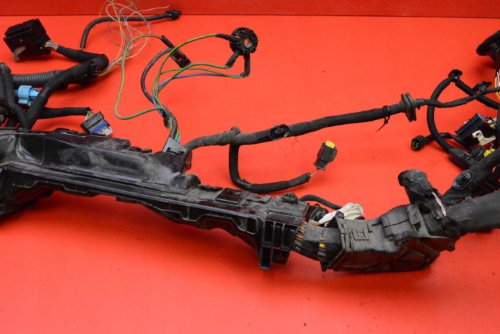 PEUGEOT 308 III P5 T10 1.6 BLUEHDI 130 HP 5