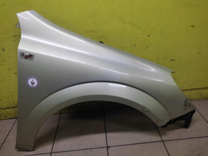 OPEL ASTRA H fender right front Z40H
