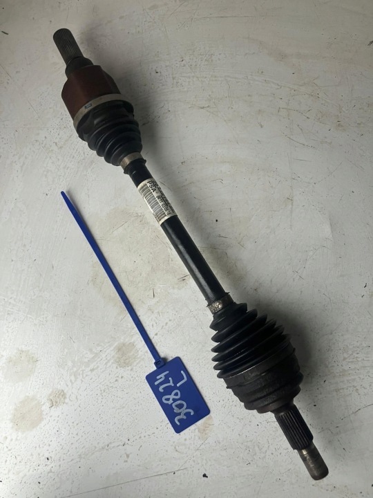 Semiasse sinistra PEUGEOT 308 T9 1.2 THP 9677914480 AUTOMAT