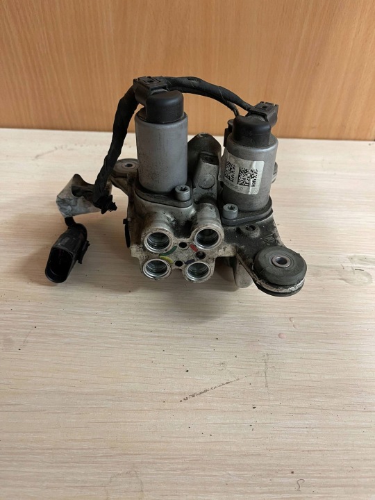 Porsche 911 991 2016 Valve 99135907704 8