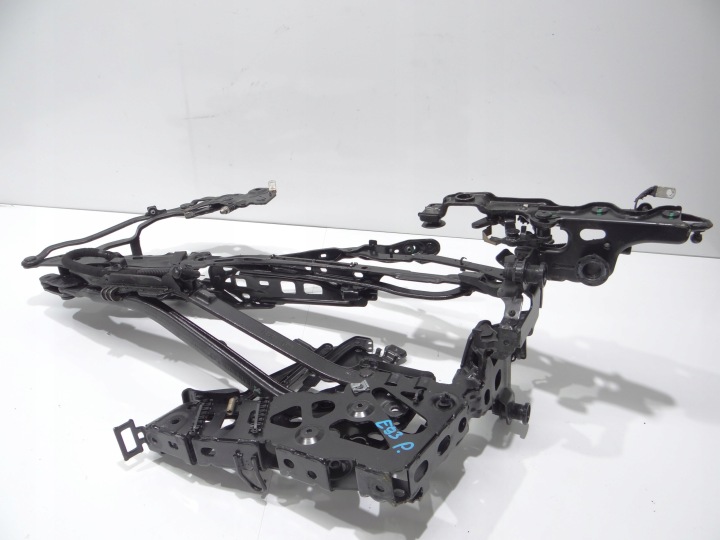 Mechanizmus zdvíhania strechy pánt pravý BMW E93 OE
