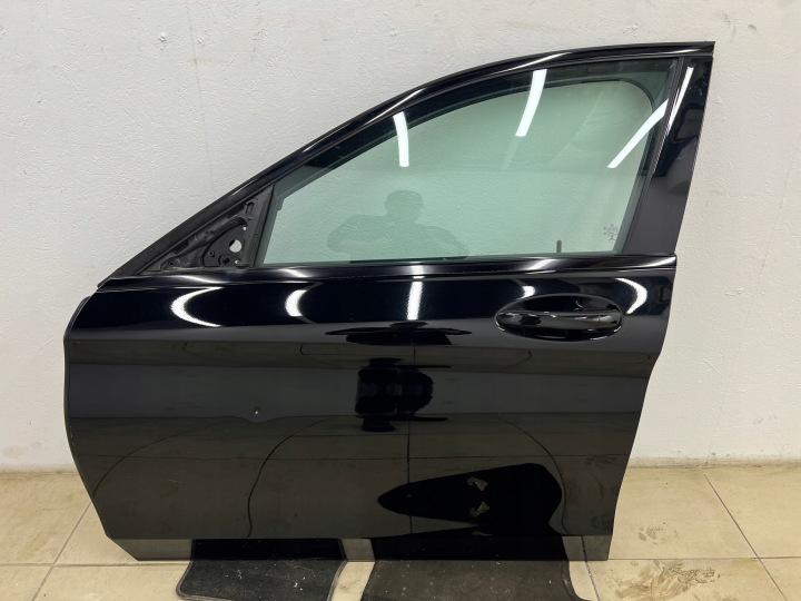 MERCEDES C W205 KOMBI komplet Tür links vorne 040 ORGY LAKIER