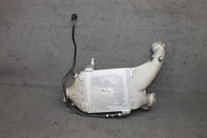 BMW F10 F01 E70 F15 M550DX N57D30C Kühler luft INTERCOOLER 7823886