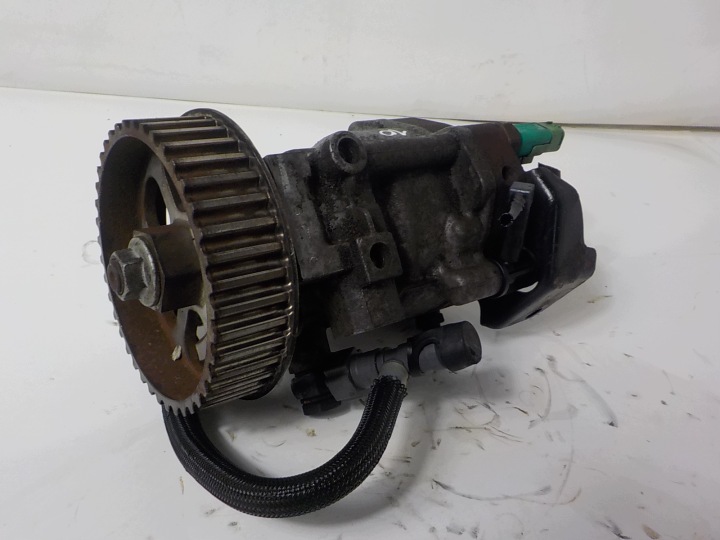pompe d'injection RENAULT MEGANE II 1.5 DCI 8200057225