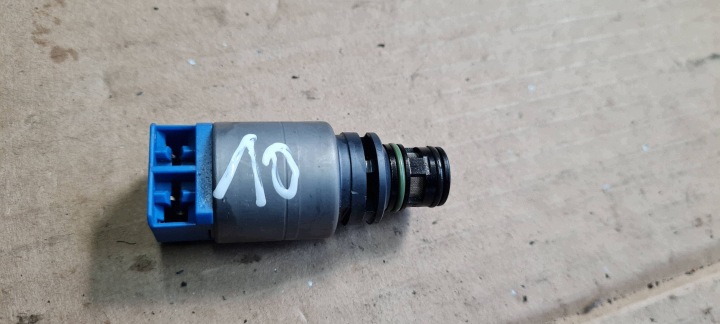 A6 C8 C7 4K snímač elektroventil SOLENOID převodovky modrý 0501221287