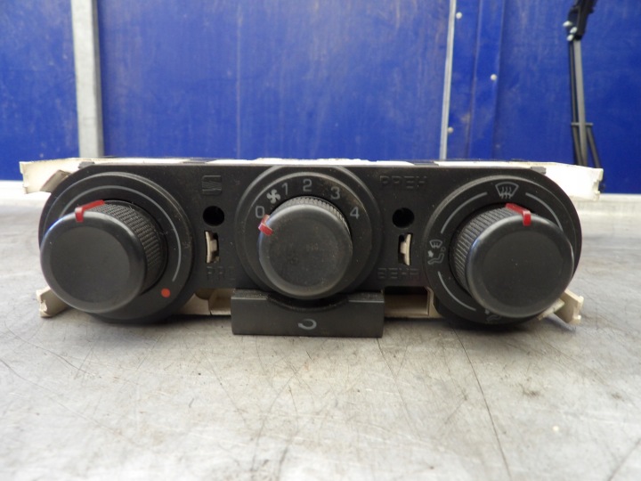 PANEL BOCCHETTE SEAT CORDOBA II 6L0819045