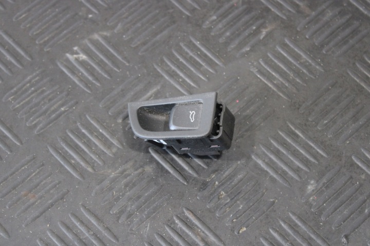 Pulsante per l’apertura del cofano AUDI A5 8T 8T0 COUPE 8T1959829